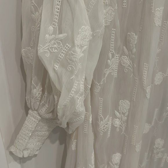 Rococo Sand - Picture 7 of 10